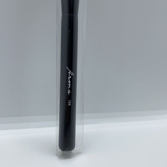 NWT Firma Beauty Makeup Foundation Brush #104 - Picture 2 of 3